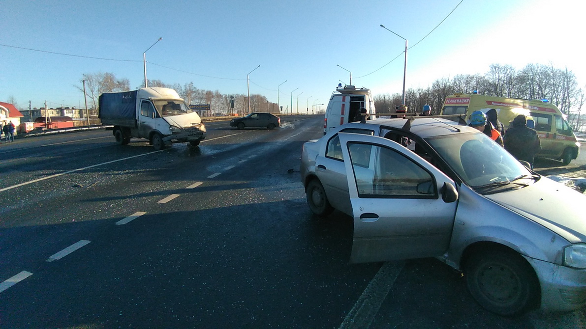 Спасатели ГУ ППСЦ устранили последствия ДТП в районе с.Константиновки Спасатели ГУ ППСЦ устранили последствия ДТП в районе с.Константиновки
