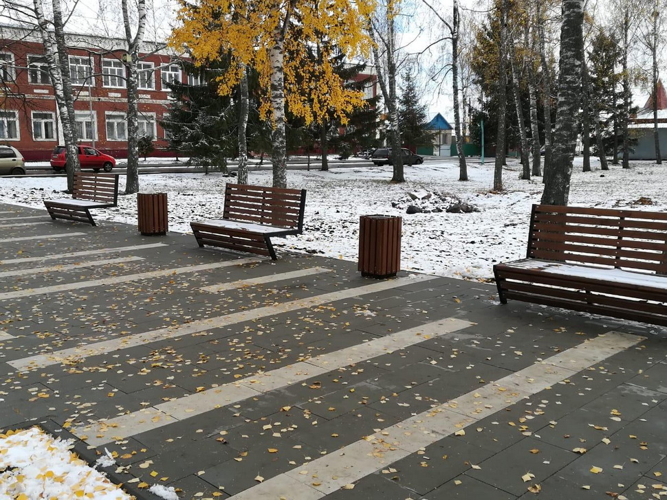 В рабочем поселке Башмаково завершены мероприятия по благоустройству «Аллеи героев» В рабочем поселке Башмаково завершены мероприятия по благоустройству «Аллеи героев»