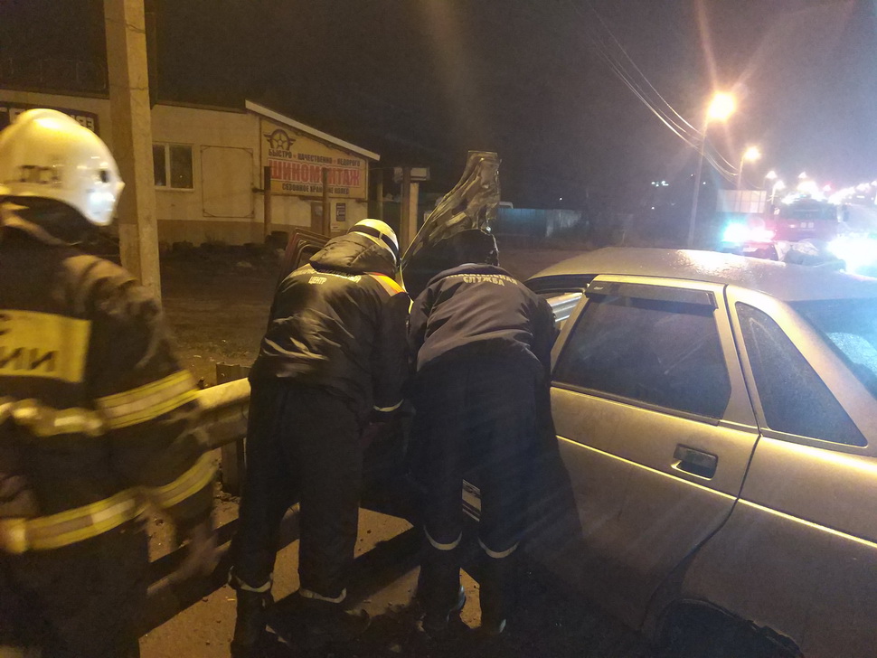 Спасатели ГУ ППСЦ приняли участие в ликвидации ДТП Спасатели ГУ ППСЦ приняли участие в ликвидации ДТП