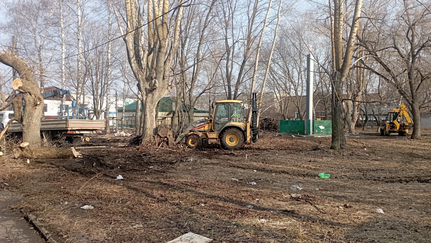 В Каменке приступили к работам по обновлению сквера тружеников тыла В Каменке приступили к работам по обновлению сквера тружеников тыла