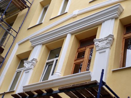 Важная задача при проведении капитального ремонта - сохранение архитектурного облика многоквартирного дома  