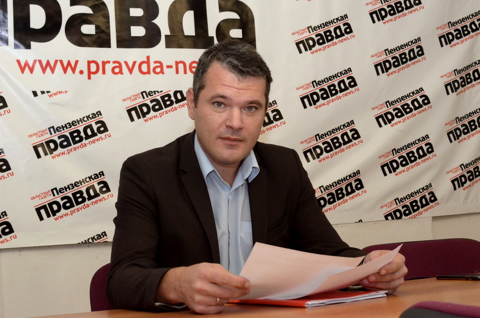 Заместитель начальника УЖКХ и ГЗН провёл личный приём граждан