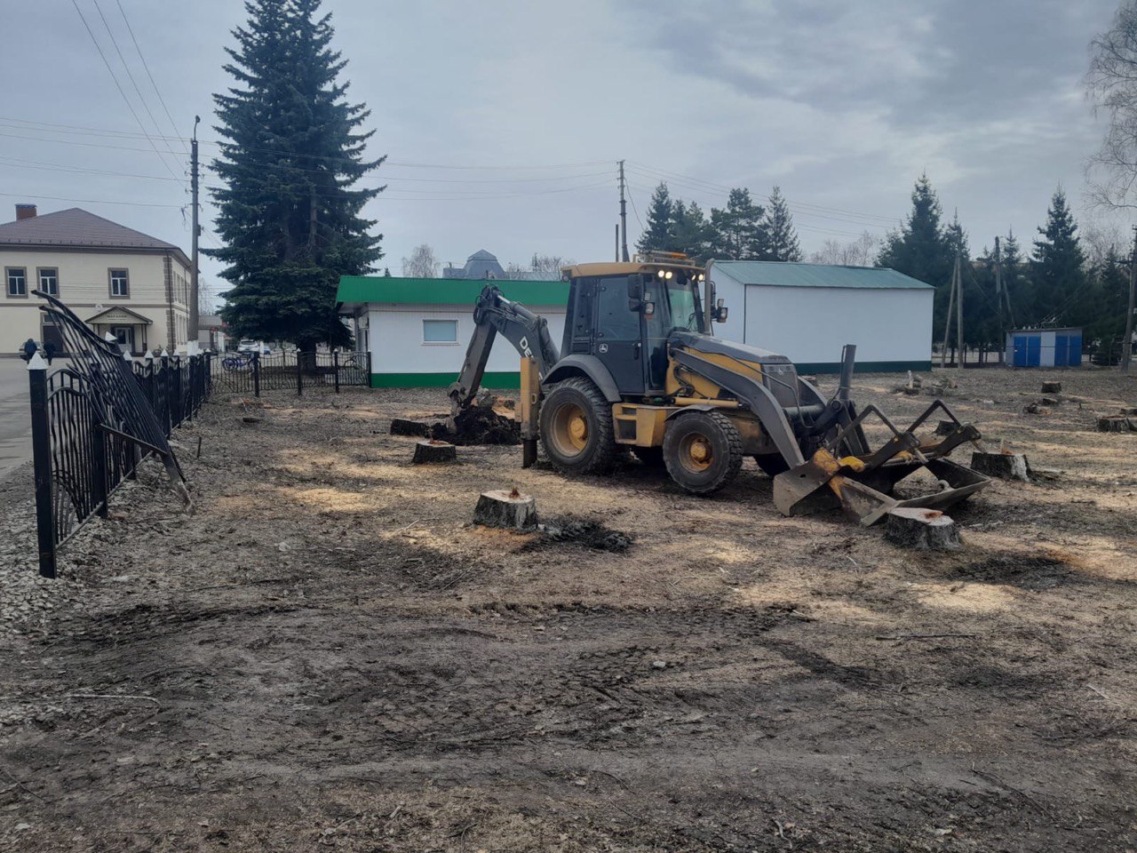 В Наровчате приступили к благоустройству зоны отдыха