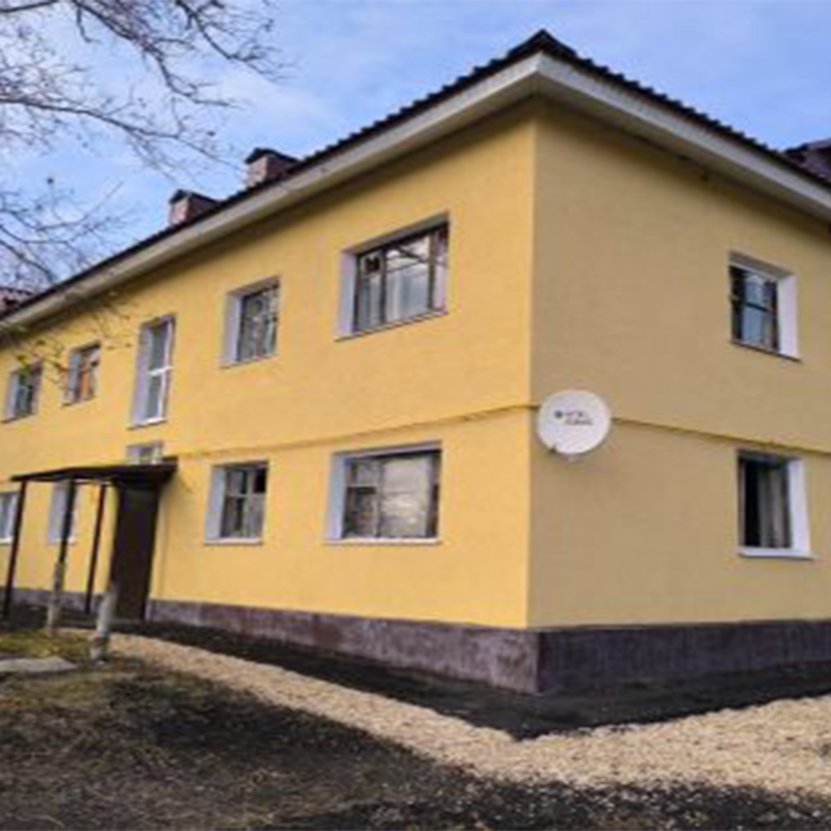 В совхозе «Уваровский» Иссинского района капитально отремонтировали многоквартирный дом В совхозе «Уваровский» Иссинского района капитально отремонтировали многоквартирный дом