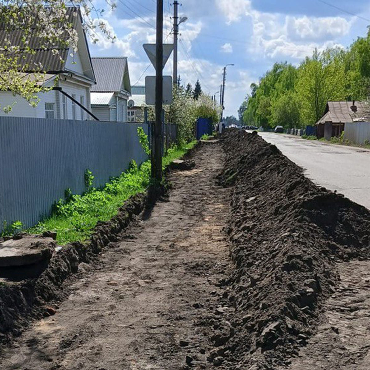 В поселке Колышлей начали работы по благоустройству пешеходной зоны В поселке Колышлей начали работы по благоустройству пешеходной зоны