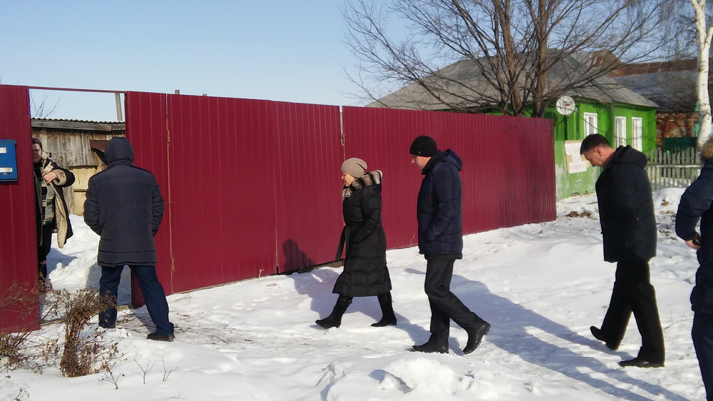 Специалисты УЖКХ и ГЗН по обращению граждан выехали в с. Бессоновка