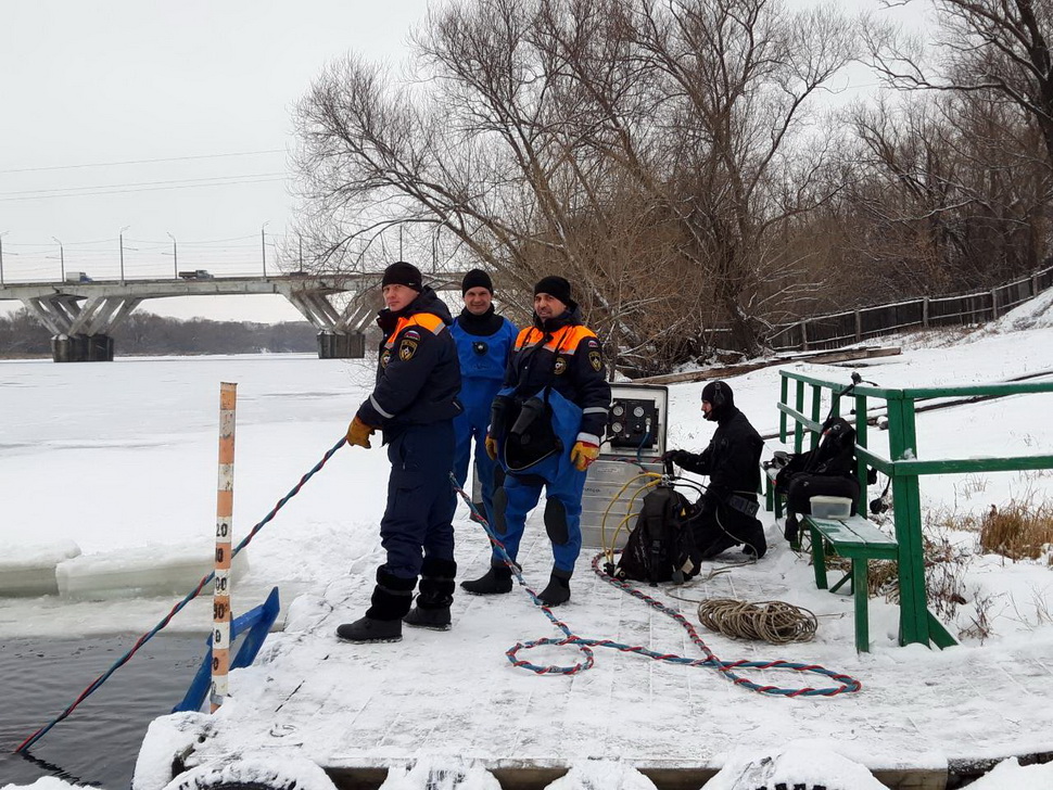На Суре и Сурском водохранилище проходят тренировочные водолазные спуски