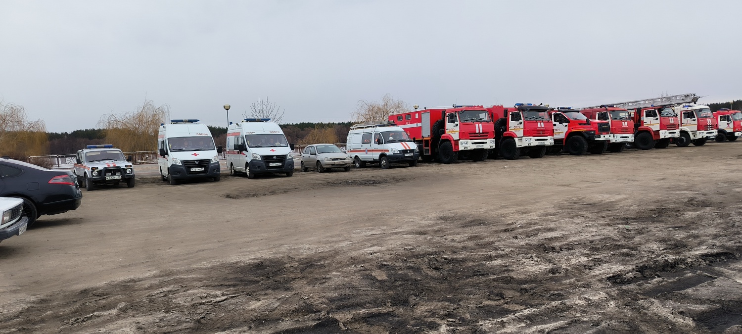 Спасатели пожарно-спасательного центра провели антитеррористические учения 