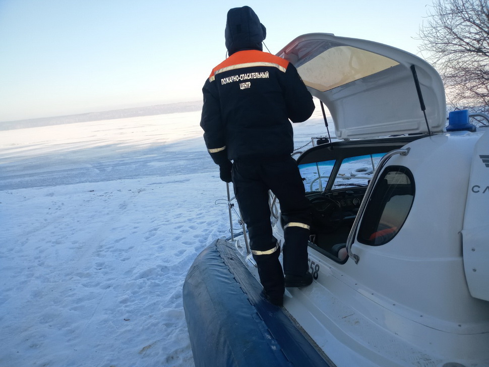 Проведен рейд по акватории Сурского водохранилища