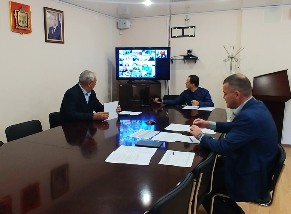 Михаил Панюхин провел оперативное совещание по подготовке и прохождению отопительного сезона и ответил на вопросы журналистов