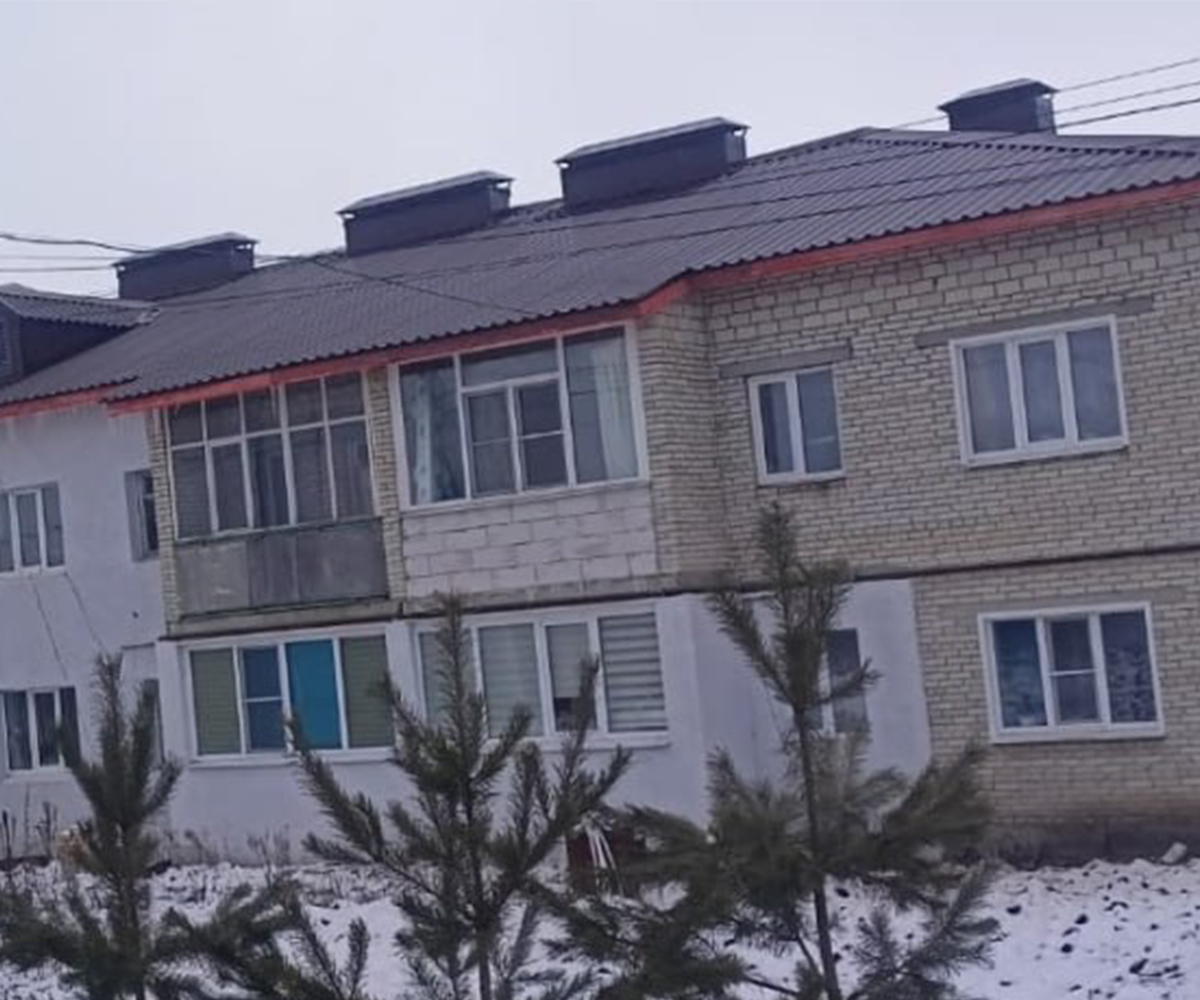 В селе Грабово капитально отремонтировали крышу дома В селе Грабово капитально отремонтировали крышу дома