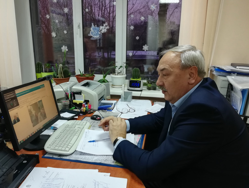 Начальник Управления ЖКХ и гражданской защиты населения области принял участие во Всероссийском дне приема граждан