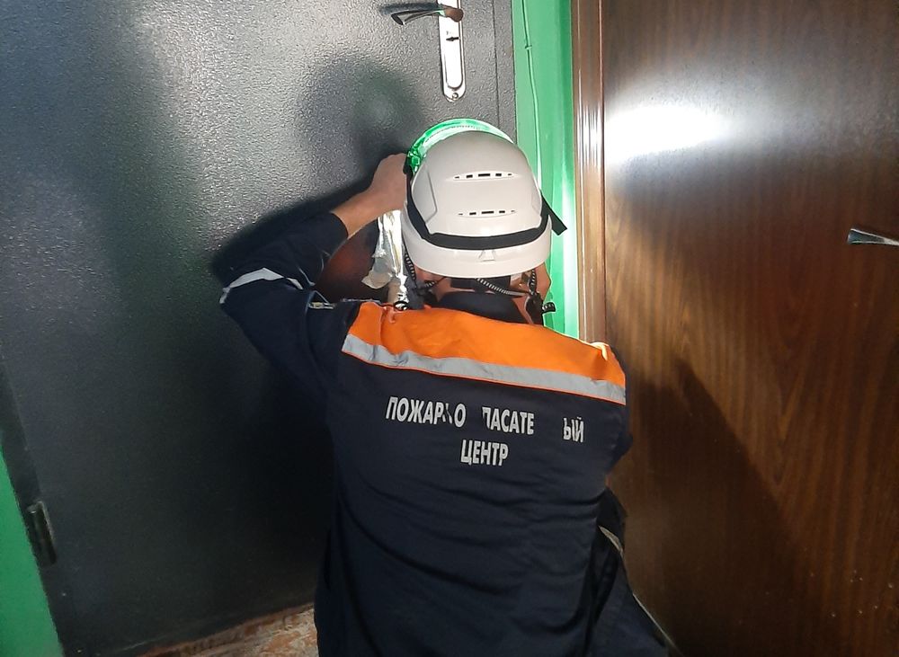 Спасатели ГУ ППСЦ оказали помощь пожилой женщине с ул.Жемчужной в Пензе