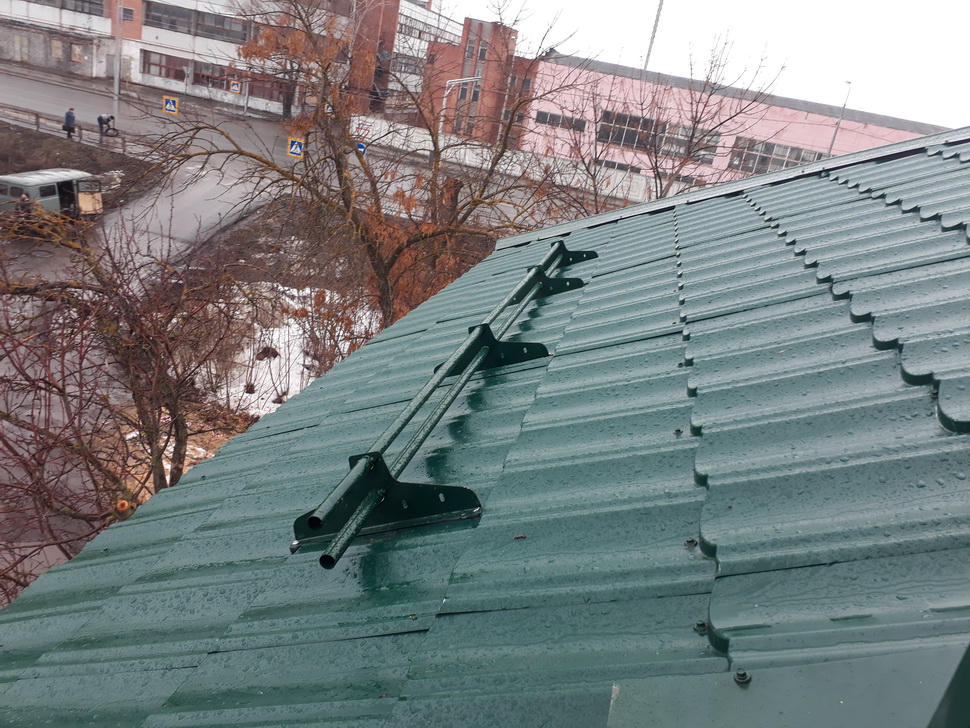 В Пензе приняты после капитального ремонта ещё две крыши в домах на ул. Измайлова
