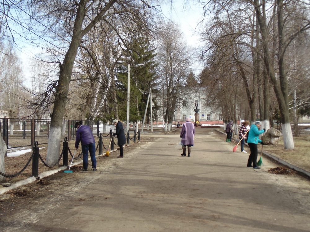 В рамках месячника по благоустройству в области приводят в порядок территории