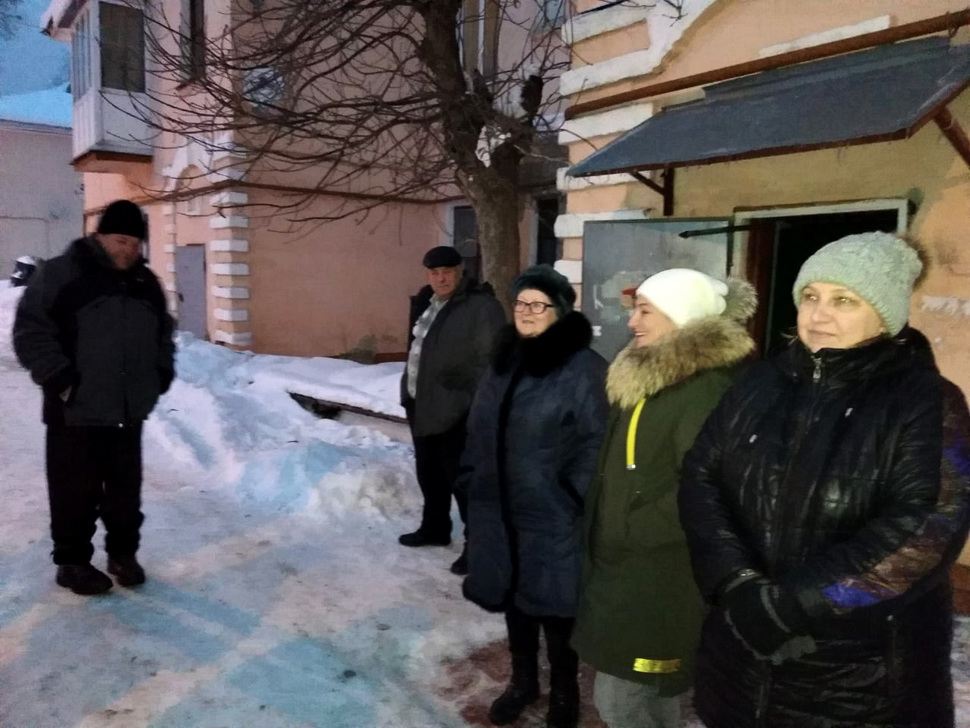 Сотрудники Управления ЖКХ и ГЗН приняли участие в собраниях жителей домов, исключённых из Региональной программы