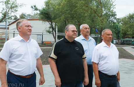 Губернатор Пензенской области смотрел социально значимые объекты Каменки