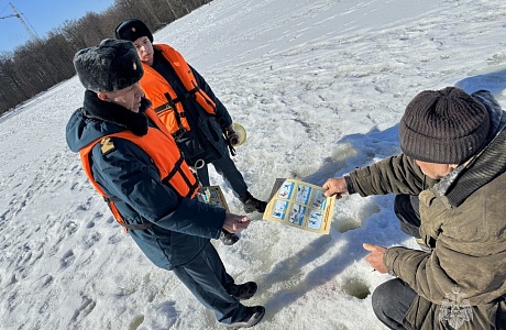 Инспекторы ГИМС провели профилактические мероприятия на водоемах области Инспекторы ГИМС провели профилактические мероприятия на водоемах области