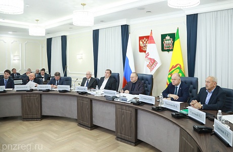 Губернатор оценил работу по благоустройству общественных пространств в 2025 году