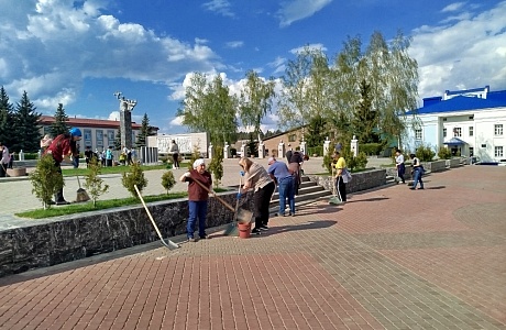 Более 86 тысяч пензенцев приняли участие во Всероссийском субботнике Более 86 тысяч пензенцев приняли участие во Всероссийском субботнике