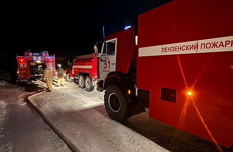 В городе Никольск на улице Пролетарской ликвидировали пожар В городе Никольск на улице Пролетарской ликвидировали пожар