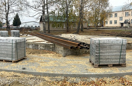 В Земетчино продолжается работа по благоустройству сквера на улице Кирова В Земетчино продолжается работа по благоустройству сквера на улице Кирова