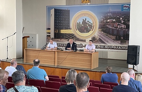 Министр провел совещание по вопросу оснащения МКД укрытиями и информации о них Министр провел совещание по вопросу оснащения МКД укрытиями и информации о них
