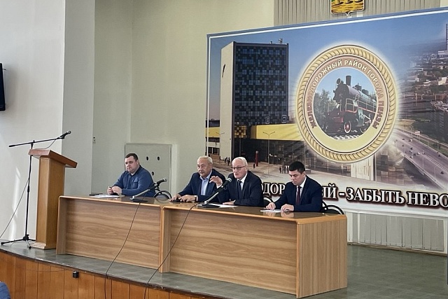 Николай Симонов вручил памятные призы городам-победителям Всероссийского конкурса