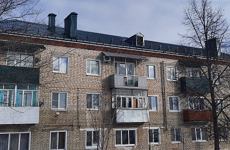 В многоквартирном доме Сердобска по программе капремонта заменили крышу В многоквартирном доме Сердобска по программе капремонта заменили крышу
